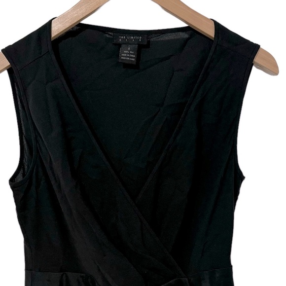 Silk Sleeveless Black Low V Neck Wrap Top - Picture 2 of 9
